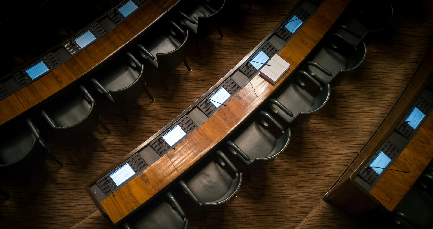 El Laberinto Jurisdiccional en el Senado de EEUU que Amenaza la Ley CLARITY