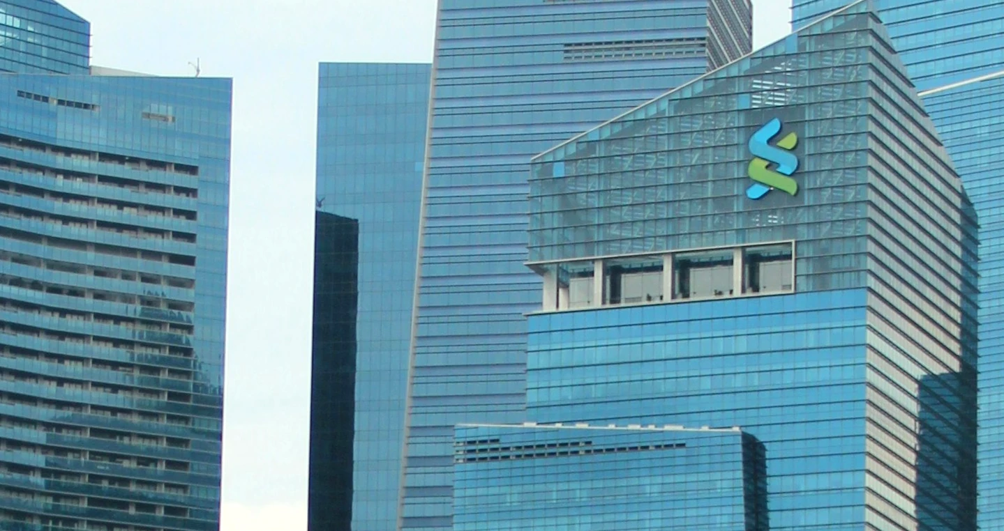 Standard Chartered da un “Salto de Fe” por predecir que Solana alcanzará los $2.000 para 2030